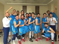 KÜRŞAD ÖZDEMIR - Umurbey Belediyespor'un Bileği Türkiye Finallerinde De Bükülmüyor
