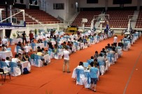 SATRANÇ FEDERASYONU - Aliağa'da Kyme Satranç Turnuvasına Yoğun İlgi