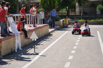 Anaokullarına Oyun Parkuru Yapıldı