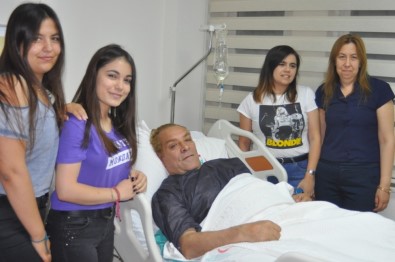 Atatürk'e Benzeyen Sanatçı Göksal Kaya Ameliyat Oldu