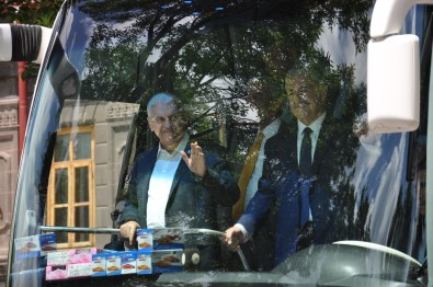 Başbakan Yıldırım, Karsta Ziyaretlerde Bulundu