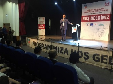 Başkan Ahmet Poyraz Açıklaması 'Bir Yerde Eğitim İle Alakalı Bir Sorun Varsa, Kendi Problemimizi Biraz Öteleyelim'