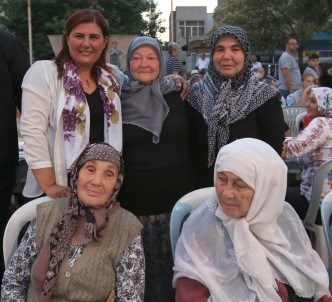 Başkan Çerçioğlu Horsunlu'da Vatandaşlarla İftar Yaptı