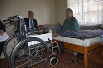 İŞİTME CİHAZI - Başkan Kale, İhtiyaç Sahiplerine Yardım Eli Uzatıyor