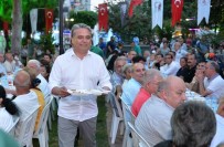 İFTAR SOFRASI - Başkan Uysal Açıklaması 'Turunç Masa Bir Medeniyet Projesidir'