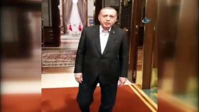 Cumhurbaşkanı Erdoğan Külliye'de Sahurda Öğrencilerle Buluştu