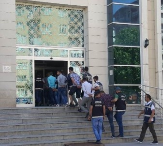 Kırşehir'de Uyuşturucu Şüphelisi 6 Kişi Tutuklandı
