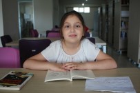 ÖZÜR MEKTUBU - Minik Öğrenciden Alkışlanacak Hareket