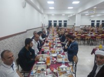 TABUR KOMUTANLIĞI - Sason'da Kanaat Önderleri Askerlerle Karavana Yedi