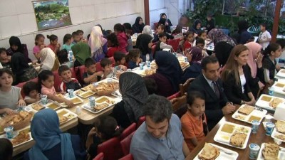 Suriyeli Öksüz, Yetim Ve Mülteci Türkmen Ailelere İftar