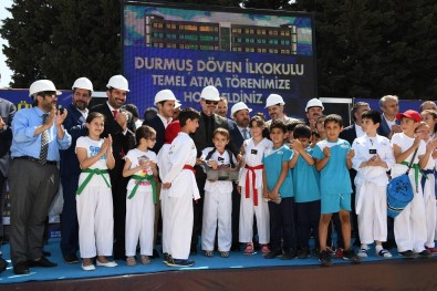 Uzaya Çıkan İlk Türk Esenyurt'ta Okul Yaptırıyor