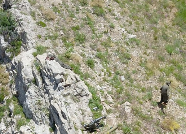 İHA'ya yakalanan teröristler öldürüldü