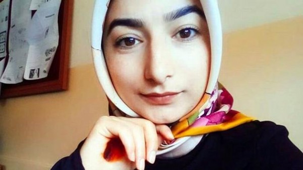 Mezun oldu, evine dönerken öldü