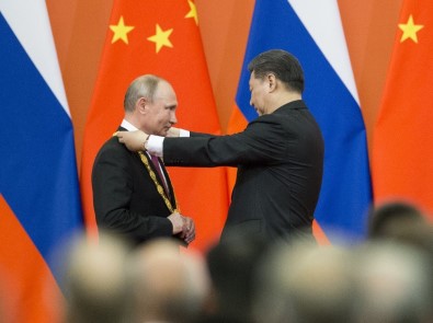 Çin'den Putin'e Dostluk Madalyası