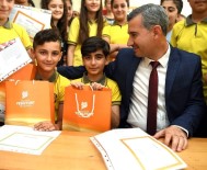 KARNE HEYECANI - Çınar, Öğrencilerin Karne Heyecanına Ortak Oldu