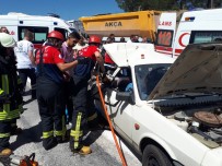 CANKURTARAN - Denizli'de Trafik Kazası Açıklaması 3 Yaralı