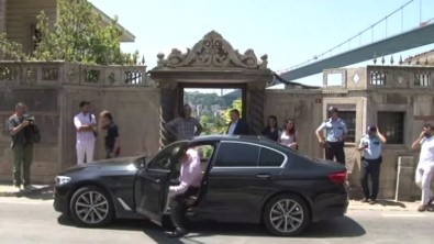 Erdoğan Demirören'in Yalısına Ziyaretçi Akını