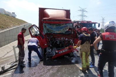 Hasdal - Kemerburgaz Yolu Üzerinde Zincirleme Trafik Kazası Açıklaması 3 Yaralı