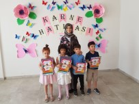 KARNE HEYECANI - İkra Kolejinde Karne Sevinci