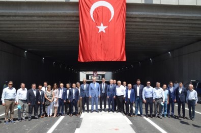 Turgutlu Köprülü Kavşak Projesi'nin İlk Etabı Açıldı