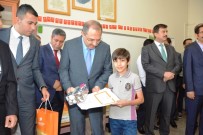 KARNE HEYECANI - Vali Kaban, Öğrencilerin Karne Heyecanına Ortak Oldu