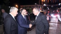 FEVAI ARSLAN - Bakan Özlü, Vatandaşlarla Sahurda Bir Araya Geldi