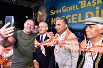 CHP Lideri Kılıçdaroğlu, Vatandaşlarla İftarda Buluştu