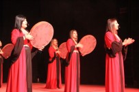 Hakkari'de Reng-İ Hakkari Rüzgarı Esti