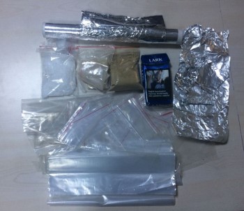 Sigara Paketine Gizlenmiş Uyuşturucu Ele Geçirildi