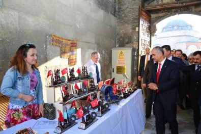 Sivas'ta Geleneksel El Sanatları Sergisi Açıldı