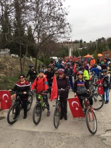 Türk Bayrağı 'Türk Kadının Zaferi Bisiklet Turu' İle Elden Ele Gezecek