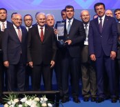 Başbakan Binali Yıldırım'dan İhracat Şampiyonu Altunkaya'ya Ödül