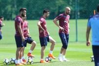 ÜNAL KARAMAN - Burak Yılmaz Takımla Çalışmalara Başladı