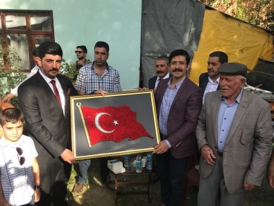 Kaymakam Düğünde Halay Çekti