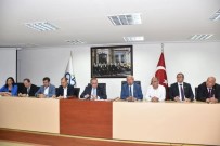 CANDAN YÜCEER - Milletvekilleri Ve Belediye Başkanlarından Tren Kazası İçin Basın Açıklaması