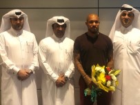 LOS ANGELES - Nigel De Jong, Katar Yolcusu