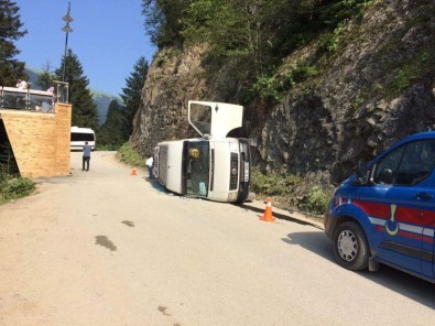 Uzungöl'de Kaza Açıklaması 3 Yaralı