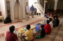 ERDAL ACAR - Van'da Camiler Çocuklarla Şenlendi