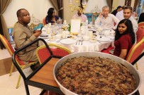 REGAİP AHMET ÖZYİĞİT - Yabancı Konuklar Malatya Yemeklerine Hayran Kaldı