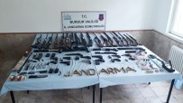 Burdur Merkezli 3 İlde Eş Zamanlı 'Yasadışı Silah Ticareti' Operasyonu Açıklaması 9 Gözaltı