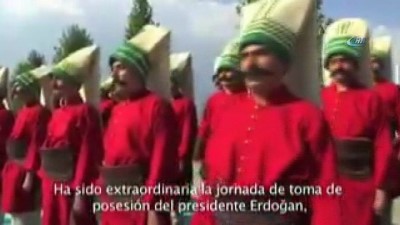 Maduro'dan Erdoğan İçin 'Selvi Boylum Al Yazmalım' Paylaşımı