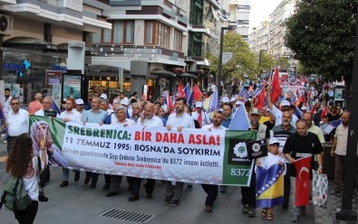 Samsunlular Srebrenitsa Katliamının Kurbanlarını Andı