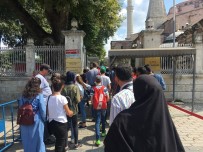 AYASOFYA MÜZESI - İstanbul Tatiliyle Ödüllendirilen Hintli Çalışanlar Tarihi Yarımadaya Akın Etti