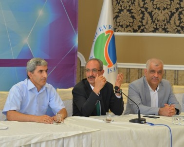 Kırşehir AEÜ 'İç Tetkik Değerlendirme Toplantısı', Rektör Karakaya Başkanlığında Yapıldı
