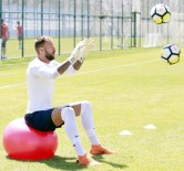 SALİH DURSUN - Sıcak, Antalyaspor'un Temposunu Bozmadı