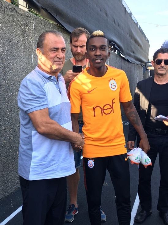 Henry Onyekuru Galatasaray'da