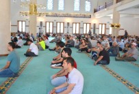 İLAHİYAT FAKÜLTESİ - 15 Temmuz Demokrasi Ve Milli Birlik Günü Dolayısıyla İlahiyat Camisinde Mevlid-İ Şerif Okutuldu