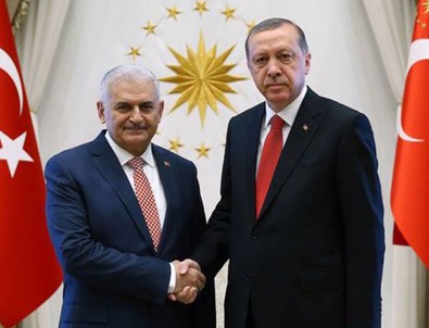 Başkan Erdoğan'dan, Yıldırım'a şeref madalyası