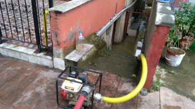 Ordu'da 104 Konut Ve İş Yerini Su Bastı, Dereler Doldu Taştı