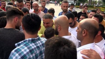 Sedat Peker'e Akademisyenleri Tehdit Davasında Beraat Kararı